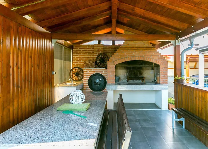 아파트 Radic - A2 First Floor - Mpolo *